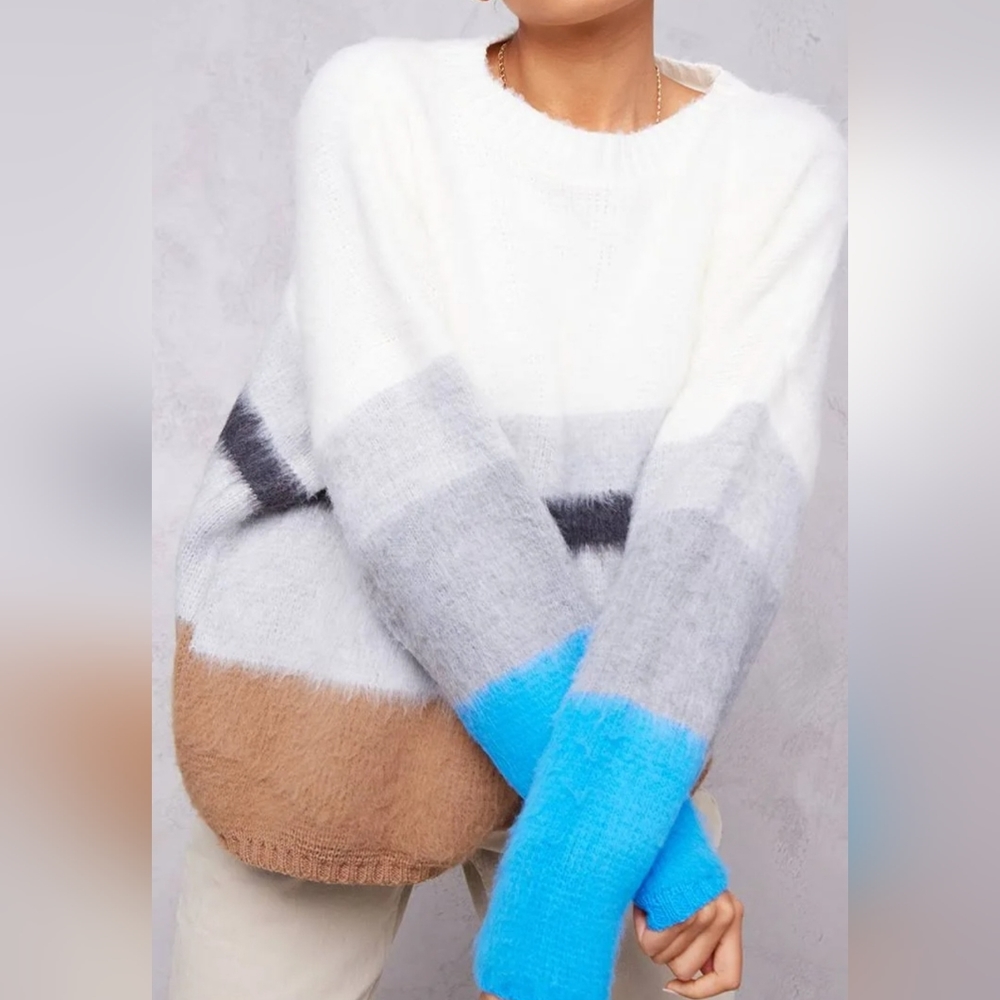 Pretty Little Thing Fuzzy Oversized Sweater New Without Tags